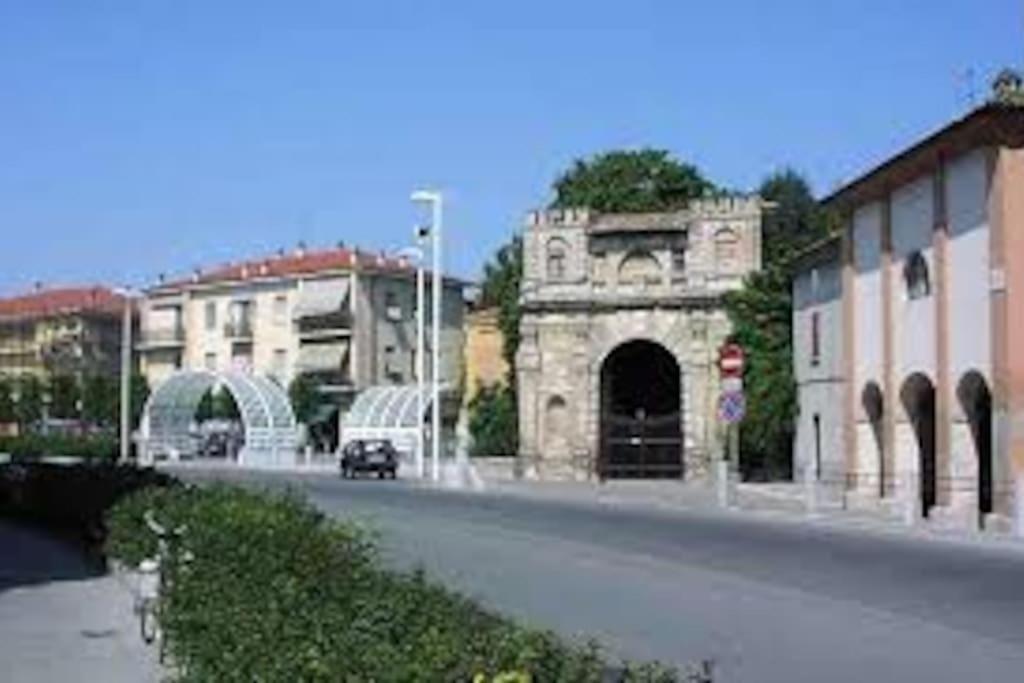 Residenza Borgo 9 Apartment Collecchio Exterior photo